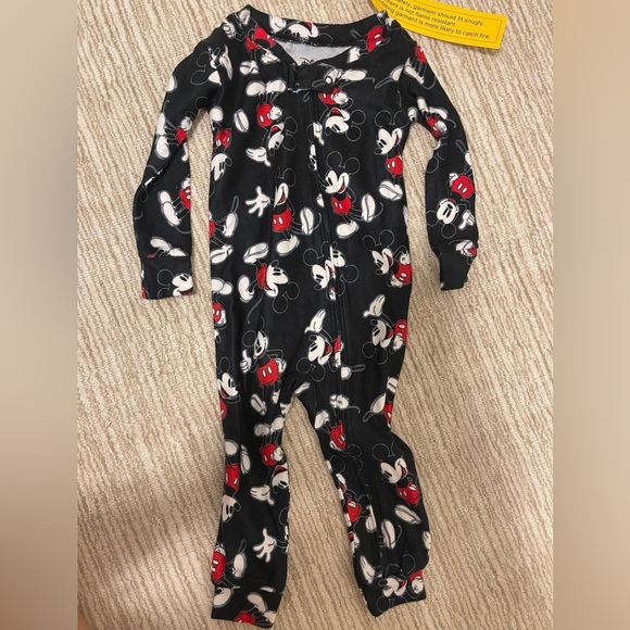 Disney baby 12 month - Picture 1 of 3